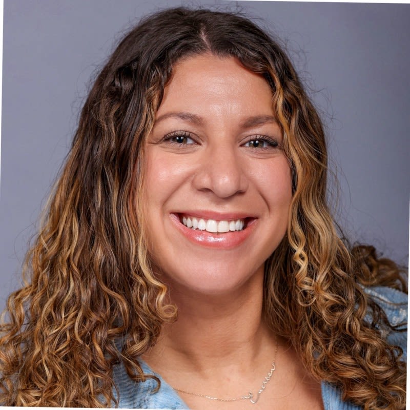 Ashley Geus Headshot